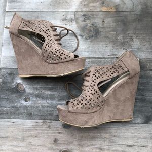 Buckle Wedge Shoes Size 8